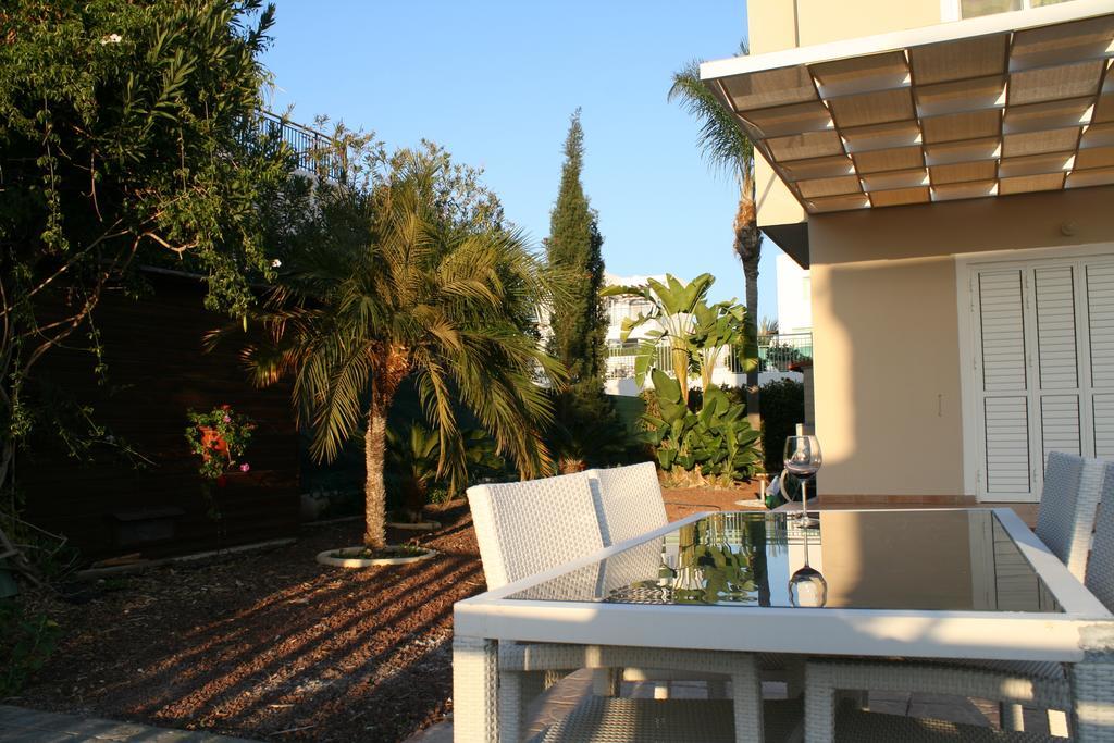 Villa Athina Paphos Zimmer foto