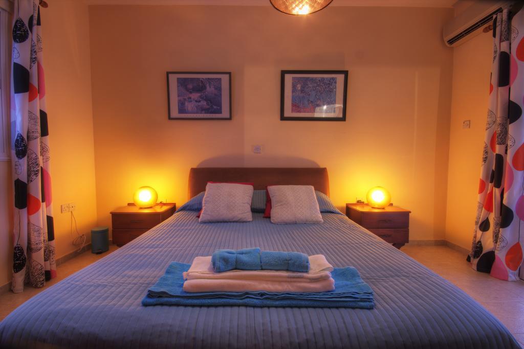 Villa Athina Paphos Zimmer foto