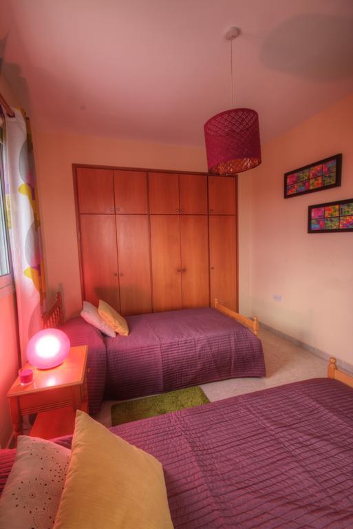Villa Athina Paphos Zimmer foto