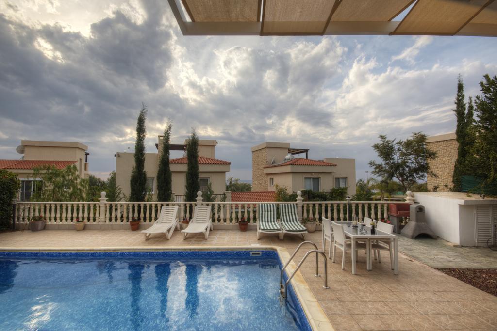 Villa Athina Paphos Zimmer foto